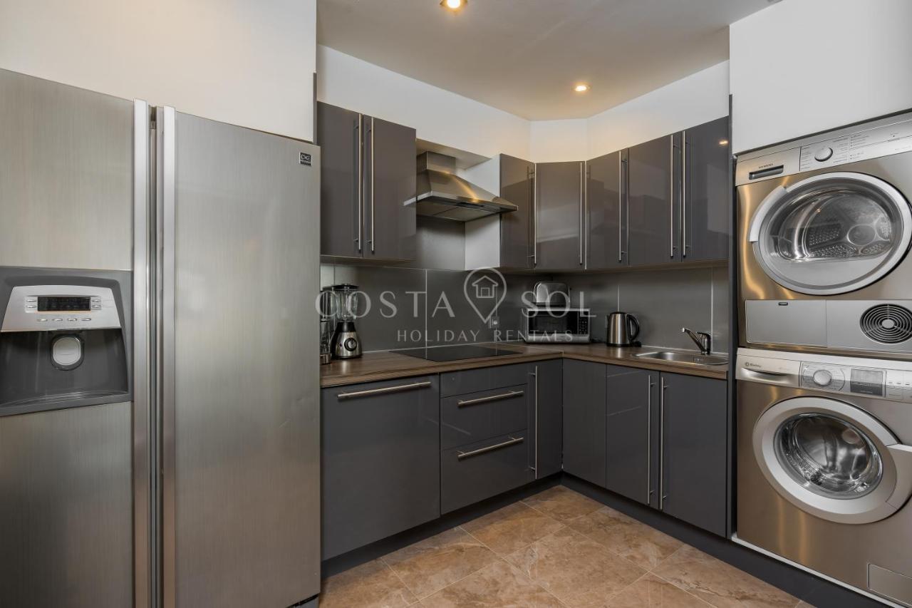Puerto Marina-Benalmadena Luxury Apartment Dentro De La Isla エクステリア 写真