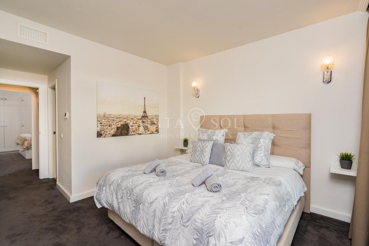 Puerto Marina-Benalmadena Luxury Apartment Dentro De La Isla エクステリア 写真
