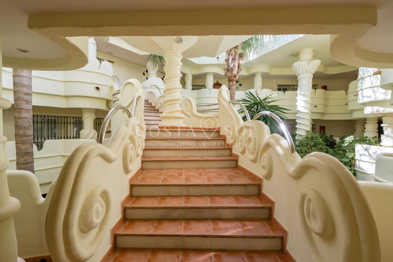 Puerto Marina-Benalmadena Luxury Apartment Dentro De La Isla エクステリア 写真